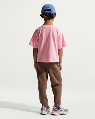 Nike Little Kids' Club Boxy T-Shirt. Nike.com